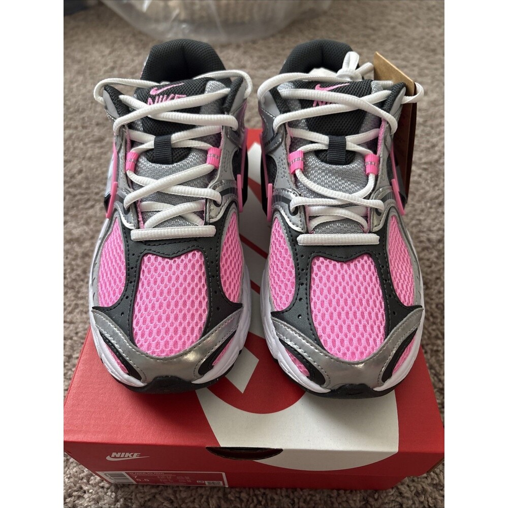 Nike V5 RNR Pink Spell Anthracite Women's Sports Sneaker HQ7901-601 Size 7 New